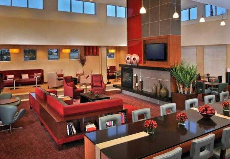 Residence Inn Newport News Airport Interior photo